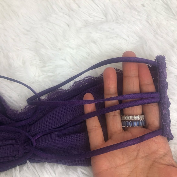 Intimately FP LACE bandeau strappy back royal purp - Picture 8 of 9